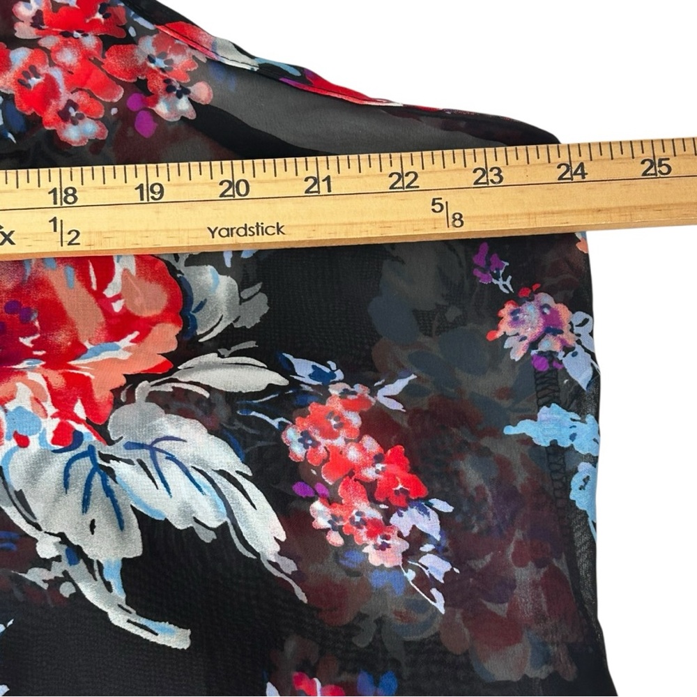 Torrid Women’s Sleeveless Floral‎ High Low Semi Sheer Top  Sz 1(14) - Picture 3 of 5